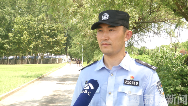 江蘇南京:感受“特警力量” 探秘現(xiàn)實(shí)中兩支反恐精英部隊(duì)(組圖) 江蘇南京:感受“特警力量” 探秘現(xiàn)實(shí)中兩支反恐精英部隊(duì)(組圖)